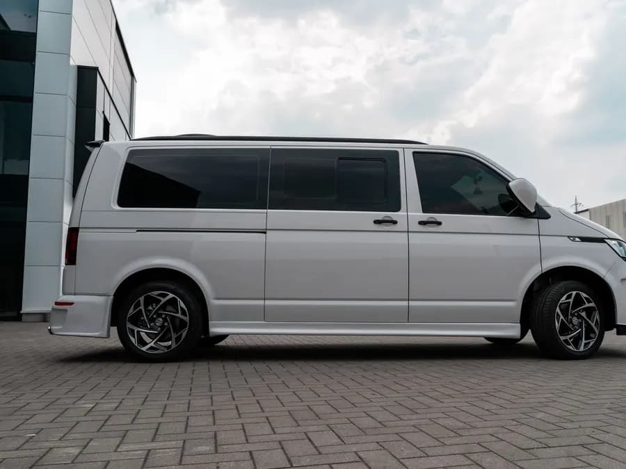 White short-wheelbase courier vans